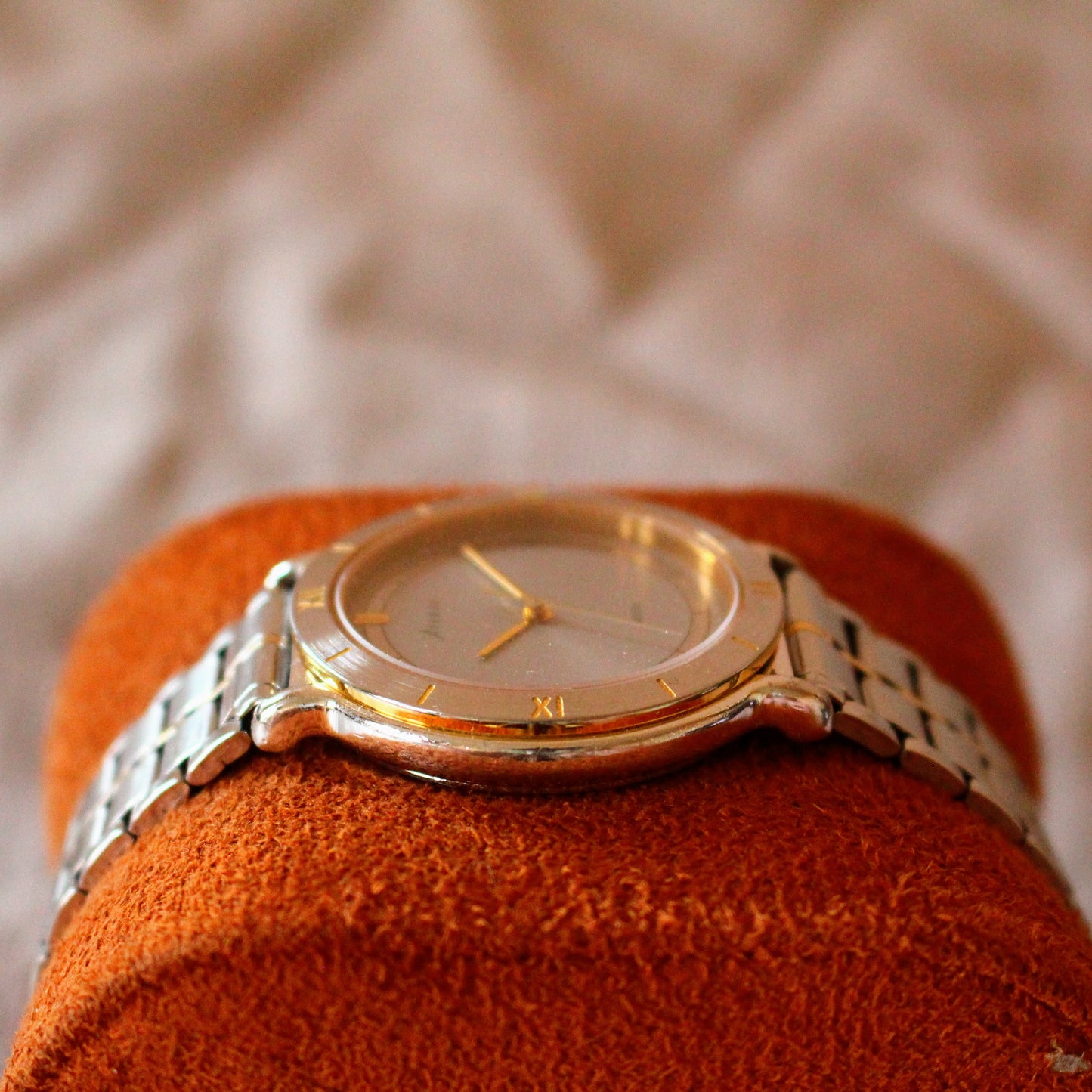 Seiko Avenue Watch 2000 Two Tone Silver Sunburst Dial Quartz Great Cond