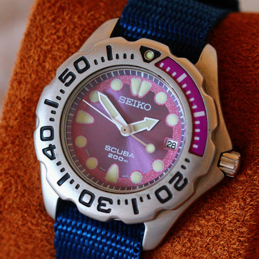 Seiko Scuba Diver 200m 'Mini Megalodon' Purple Dial - 2004 - 7N35-6A40