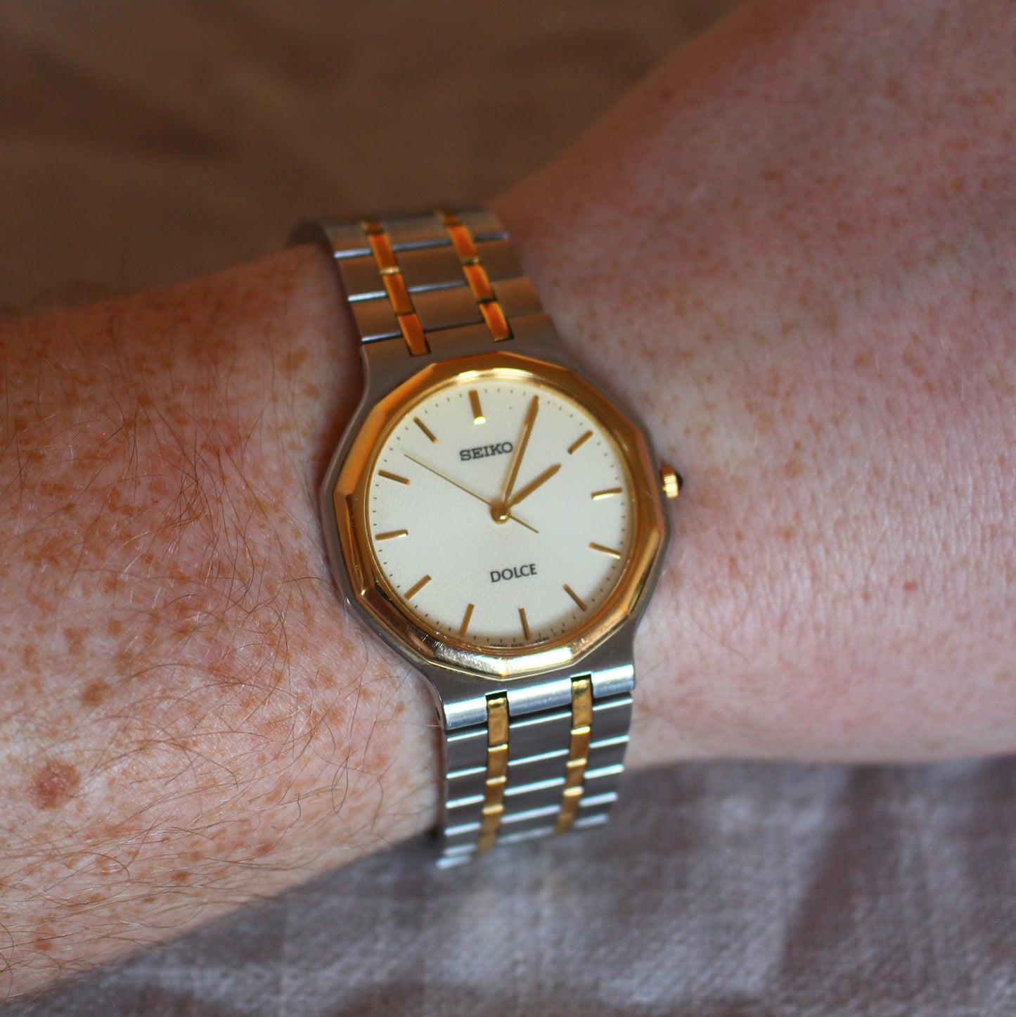 Superb Seiko Dolce Two Tone Quartz Dress Watch Textured Dial - 1993 - 5E31-6E30