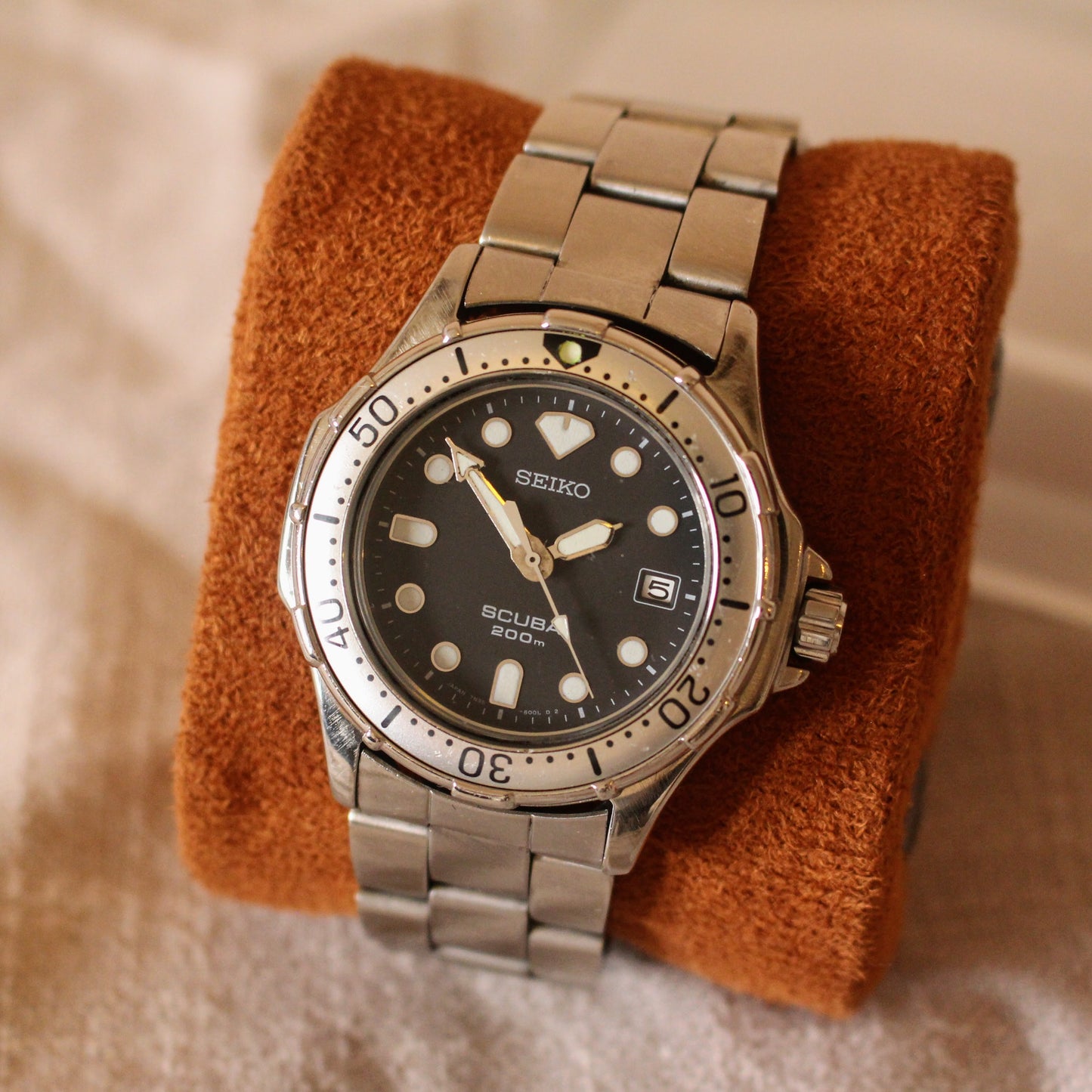 Neo-Vintage Seiko Scuba 200m Dive Watch Black Dial - 2001 - 7N35-6000