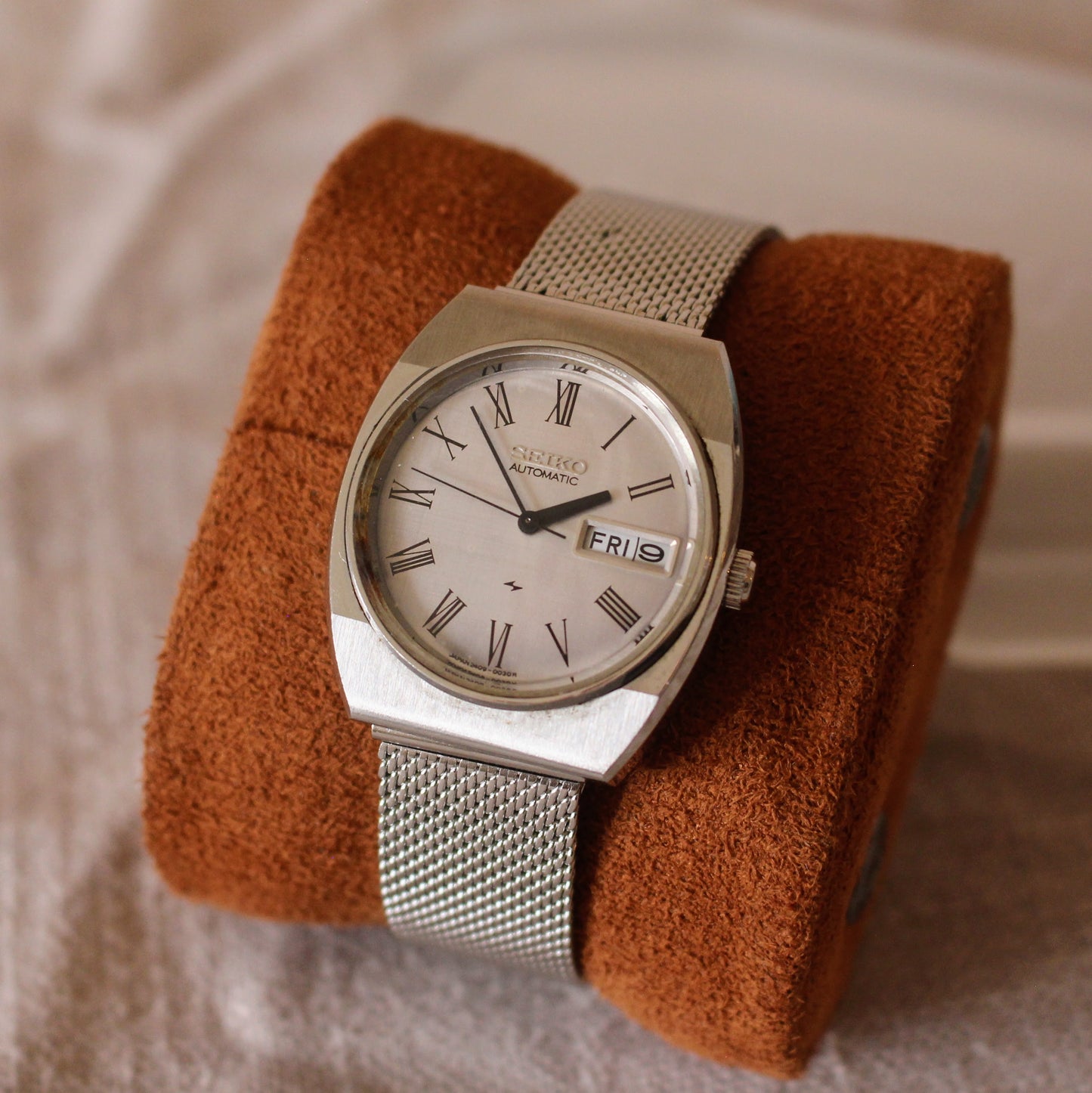 Vintage 70s Seiko Chariot Auto Hi-Beat Roman Dial Mens Watch - 1972 - 2409-0020
