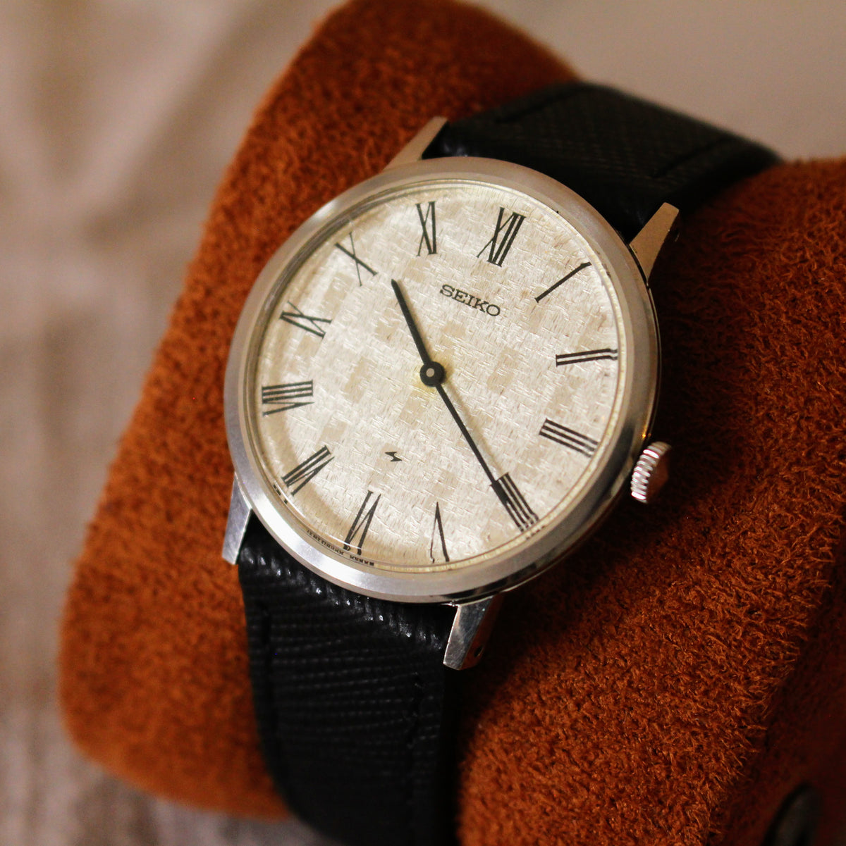 Seiko Chariot Thin Manual Wind Roman Numeral Dress Watch - 1976 