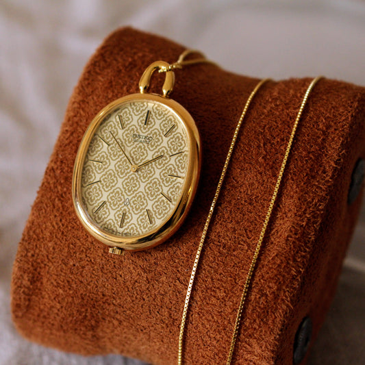 Vintage Seiko Gold Clover Patterned Watch Necklace - Fully Working! - 1979