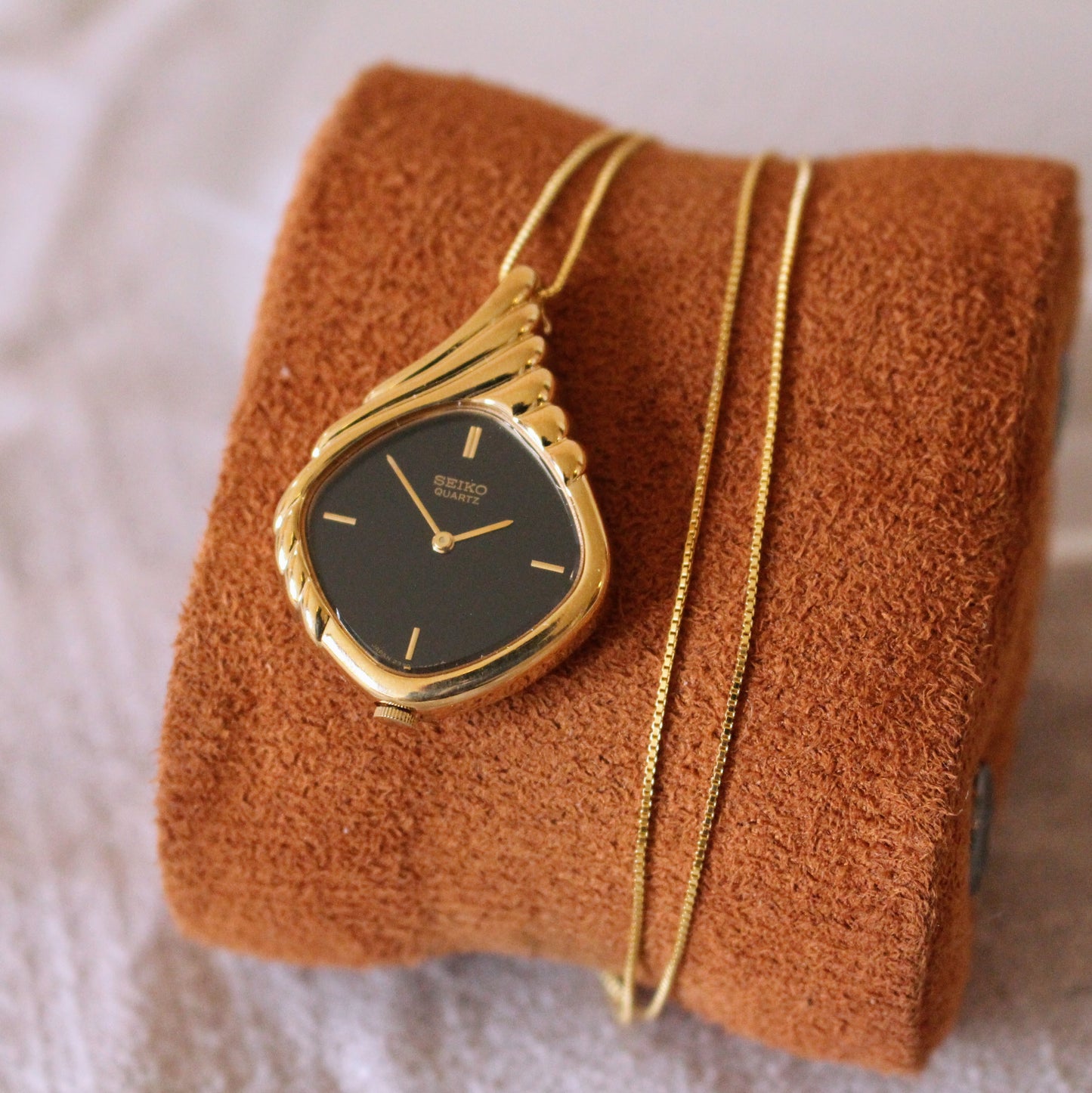 Vintage Seiko Black Dial Art Deco Womens Watch Necklace - Fully Working! - 1981