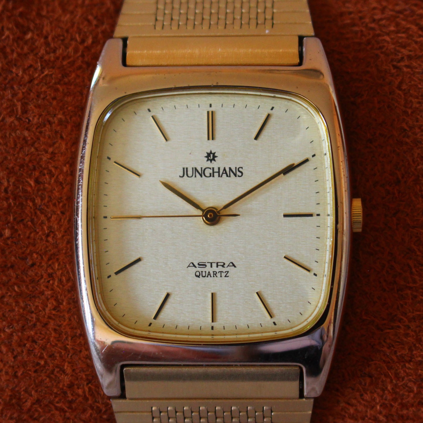 Vintage 80s Junghans Astra German Quartz Dress Watch - 80s - 9GM5W4-40