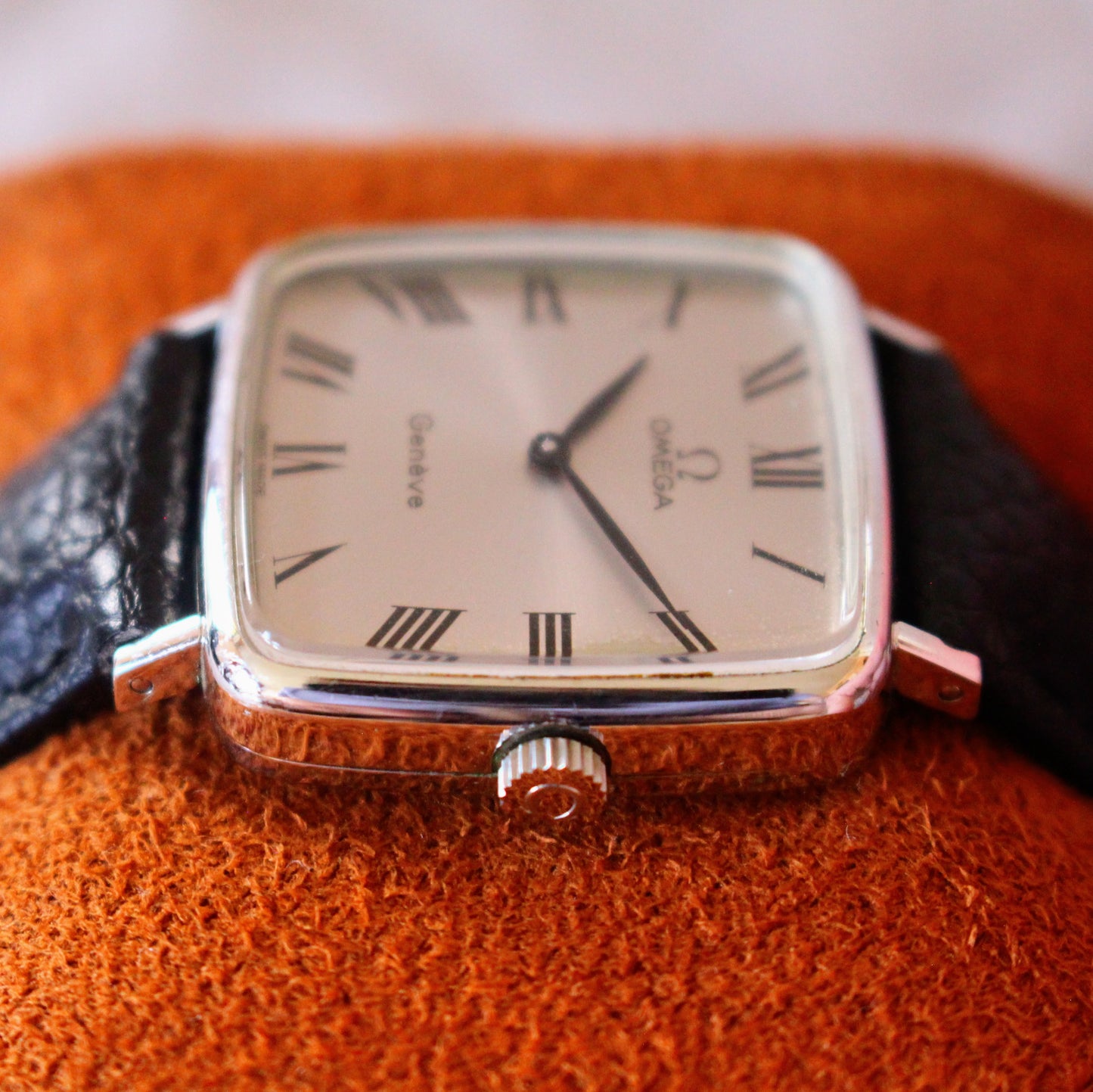 Vintage Omega Geneve Manual Wind Tank Square Dress Mens Watch - 60s - 511.415